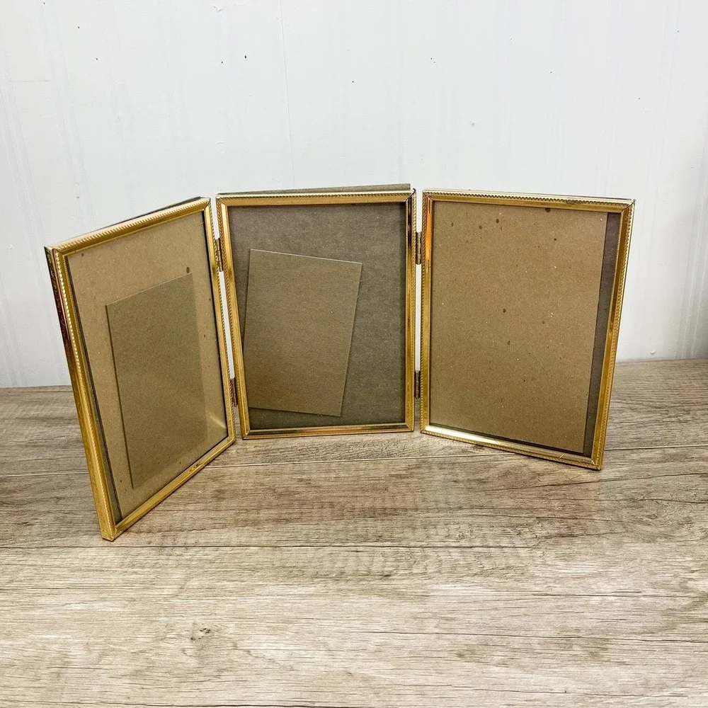 Foldable Brass MCM Photo Frame - Vintage 5x7 Inch